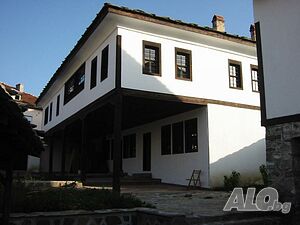 Две къщи, гр. Батак Двухэтажный 468 кв.м РЗП 480 кв.м двор | Дома/Дачи | Батак