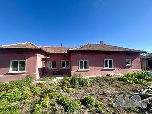 Продажба Къща Добрич селска 90m² и двор 1550m² Одноэтажный 90 кв.м РЗП 1550 кв.м двор | Дома/Дачи | Дъбовик
