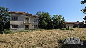 Къща за продажба в село Ресен, община Велико Търново. Двухэтажный 171 кв.м РЗП 2541 кв.м двор | Дома/Дачи | Ресен