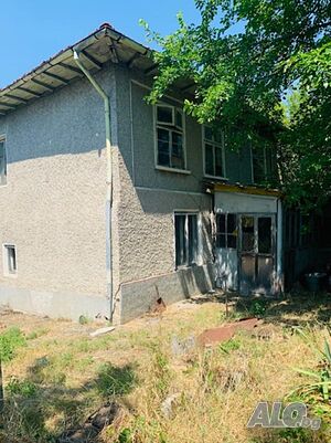 Продажба Къща гр. Велико Търново - с. Балван 1450m² Двухэтажный 100 кв.м РЗП 1450 кв.м двор | Дома/Дачи | Балван