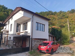 Двуетажна къща в стария град на Брацигово Двухэтажный 170 кв.м РЗП 240 кв.м двор | Дома/Дачи | Брацигово