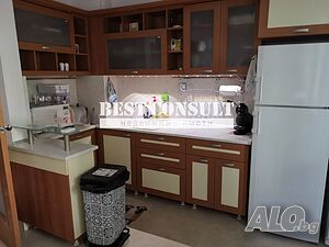 Тристаен обзаведен, два климатика, с ГАРАЖ - Лукойл на Скобелев Трехкомнатная 80 кв.м Обставленная Не последний этаж | Квартиры, Комнаты | Център Русе