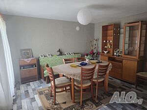 Чудесна къща в центъра на с. Трилистник Одноэтажный 145 кв.м РЗП 580 кв.м двор | Дома/Дачи | Трилистник