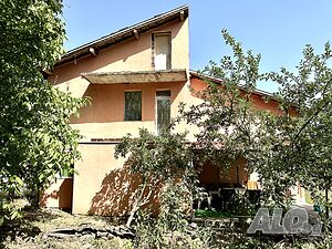 Къща за продажба с. Ветринци Двухэтажный 200 кв.м РЗП 1300 кв.м двор | Дома/Дачи | Ветринци