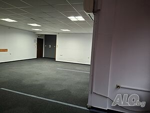 Офис 122кв.м. с тераса 25кв.м. в центъра до Общината Офис 122 кв.м Междинный этаж | Магазины, Офисы | Център Стара Загора