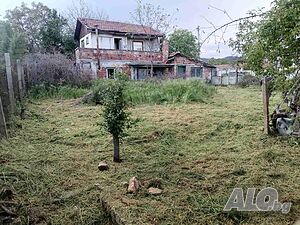 Продава монолитна къща с двор с. Лозен Двухэтажный 100 кв.м РЗП 441 кв.м двор | Дома/Дачи | северозападна част Лозен
