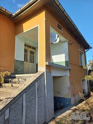 Продава къща с двор с. Памукчии Двухэтажный 64 кв.м РЗП 1740 кв.м двор | Дома/Дачи | център Памукчии