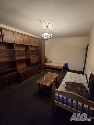 Под наем 2-стаен гр. Перник обзаведен 280 евро Двухкомнатная 70 кв.м Обставленная Не последний этаж | Квартиры, Комнаты | Мошино Перник