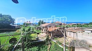 Къща с дворно място в хубаво село в Южна България Двухэтажный 100 кв.м РЗП | Дома/Дачи | Кърнаре