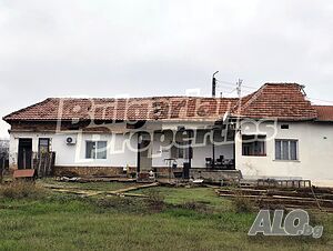 Частично ремонтиран имот на 30 минути до гр. Плевен Одноэтажный 115 кв.м РЗП | Дома/Дачи | Садовец