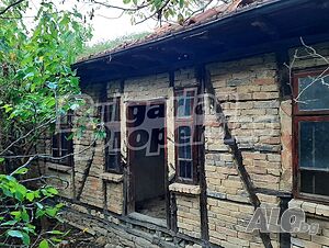 Стара къща близо до главен път София - Варна Одноэтажный 65 кв.м РЗП | Дома/Дачи | Балканци