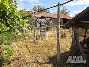 Къща с голям двор в село Беловица Трехэтажный 78 кв.м РЗП | Дома/Дачи | Беловица