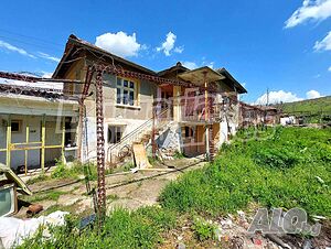 Двуетажна масивна къща в село Срем Двухэтажный 70 кв.м РЗП | Дома/Дачи | Срем