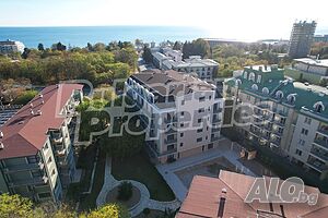 Апартаменти в сграда с Акт 16 в Св. Св. Константин и Елена Двухкомнатная 70.49 кв.м Кирпич 2000 г. Не последний | Квартиры | Св. Константин и Елена  (курорт)
