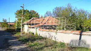 Тухлена къща в село само на 100 м от главен път Двухэтажный 100 кв.м РЗП | Дома/Дачи | Сушица