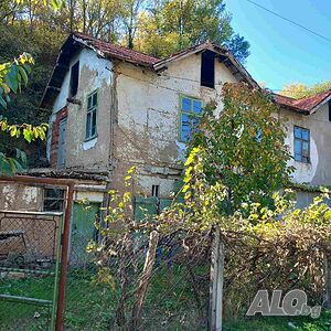 Продава къща в село Горановци, област Кюстендил Двухэтажный 80 кв.м РЗП 342 кв.м двор | Дома/Дачи | Горановци
