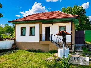 Два парцела с къща, стопански постройки и кладенец в с. Гърдевци, Еленския балкан, до язовир Йовковц 32 кв.м РЗП 1513 кв.м двор | Дома/Дачи | Гърдевци