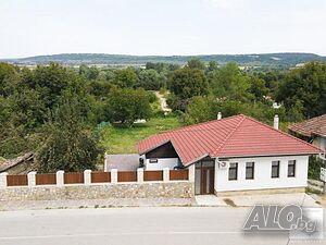Прекрасно реновирана и обзаведена къща в с. Къпиново, на 20 мин. от Велико Търново 150 кв.м РЗП 1160 кв.м двор | Дома/Дачи | Къпиново