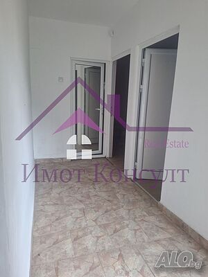 Къща до Варна 160 кв.м РЗП 740 кв.м двор | Дома/Дачи | Садово
