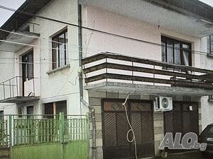 Публична продан от ЧСИ на Къща с парцел в с. Ясен улица „Хаджи Димитър“ №11 783 кв.м РЗП | Дома/Дачи | Ясен