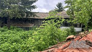 Публична продан от ЧСИ на Парцел с къща в с. Дряновец село Дряновец, община Разград, област Разград,.. 21 кв.м РЗП | Дома/Дачи | Дряновец