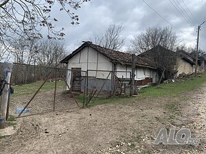 Публична продан от ЧСИ на Парцел с къща в с. Каменово с. Каменово, п. к.7328, ул. ВЕЖЕН №8 21 кв.м РЗП | Дома/Дачи | Каменово