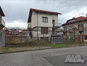 Публична продан от ЧСИ на Парцел с къща в гр. Добринище гр. Добринище ул. „Иван Козарев“ № 15 21 кв.м РЗП | Дома/Дачи | Добринище