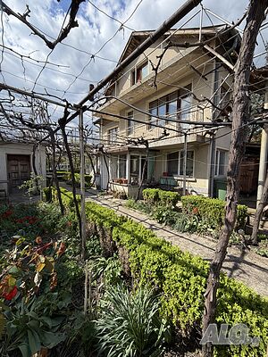 Масивна двуетажна къща с. Калояново Двухэтажный 200 кв.м РЗП 630 кв.м двор | Дома/Дачи | Калояново