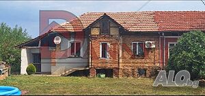 Частично ремонтирана къща в с. Димча - обл. Велико Търново Одноэтажный 70 кв.м РЗП 850 кв.м двор | Дома/Дачи | Димча