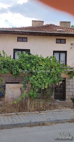 Продава се двуетажна къща в с. Логодаж, само на 11 км от Благоевград! Двухэтажный 95 кв.м РЗП 500 кв.м двор | Дома/Дачи | Логодаж