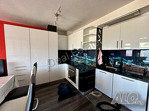 Тристаен апартамент под наем в широк център на град Благоевград в близост до Община Благоевград. Трехкомнатная 95 кв.м Обставленная Последний этаж | Квартиры, Комнаты | Център Благоевград