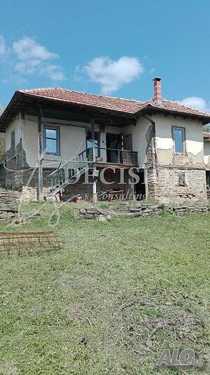 53 кв.м РЗП 1850 кв.м двор 53 кв.м РЗП 1850 кв.м двор | Дома/Дачи | Харваловци