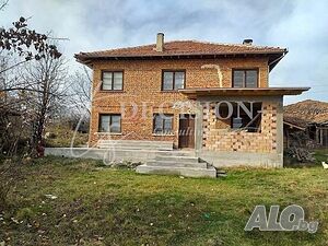 140 кв.м РЗП 4655 кв.м двор Двухэтажный 140 кв.м РЗП 4655 кв.м двор | Дома/Дачи | Папратлива