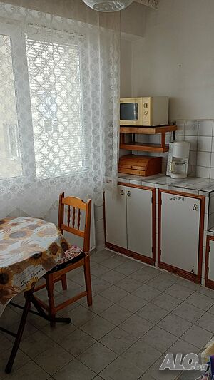 3-стаен апартамент от собственик в ж.к. Орел Многокомнатная 76 кв.м Панель 1977 г. 8 этаж Последний этаж | Квартиры | Орел Разград