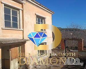 Къща в село Средно градище, общ. Чирпан Двухэтажный 122 кв.м РЗП 1140 кв.м двор | Дома/Дачи | Средно градище
