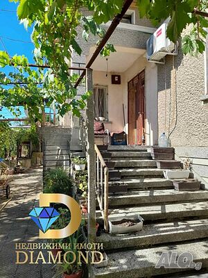 Едноетажна къща в село Гранит, обл. Стара Загора Одноэтажный 150 кв.м РЗП 2000 кв.м двор | Дома/Дачи | Гранит