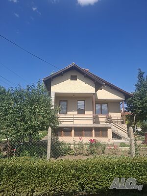 Продава къща в с. Ценович Двухэтажный 90 кв.м РЗП 1200 кв.м двор | Дома/Дачи | Ценович