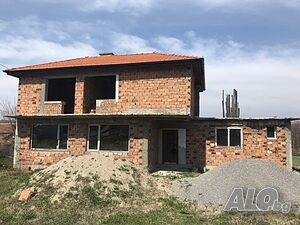 Продава се двуетажна къща в груп строеж Двухэтажный 120 кв.м РЗП 2130 кв.м двор | Дома/Дачи | Гарваново