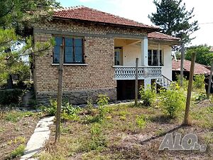 Масивна къща в село Радецки Одноэтажный 100 кв.м РЗП 3800 кв.м двор | Дома/Дачи | Радецки