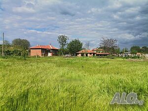 Къща в с. Събрано Одноэтажный 63 кв.м РЗП 2300 кв.м двор | Дома/Дачи | Събрано
