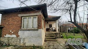 Къща с голям двор в с. Биково Одноэтажный 76 кв.м РЗП 2600 кв.м двор | Дома/Дачи | Биково