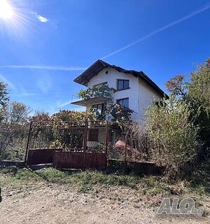 Продава ИМОТ в с. ЛИЛЯЧ, обл. Кюстендил Двухэтажный 160 кв.м РЗП 636 кв.м двор | Дома/Дачи | Лиляч