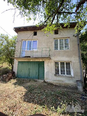 Продава къща с. Четирци обл. Кюстендил Двухэтажный 100 кв.м РЗП 1575 кв.м двор | Дома/Дачи | Четирци