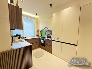 Обзаведена къща в кв. Остромила Трехэтажный 345 кв.м РЗП 73 кв.м двор | Дома/Дачи | Остромила Пловдив