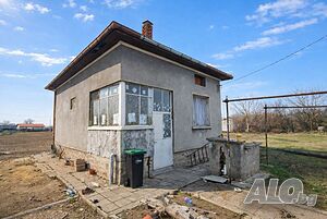 Къща за продажба в с. Костиево - отлична локация близо до Пловдив Одноэтажный 52 кв.м РЗП 721 кв.м двор | Дома/Дачи | Костиево