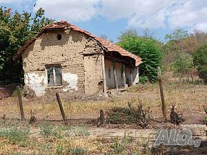 Продавам дворно място с паянтова къща в с. Подем с партиди-ток и вода Одноэтажный 80 кв.м РЗП 800 кв.м двор | Дома/Дачи | Подем