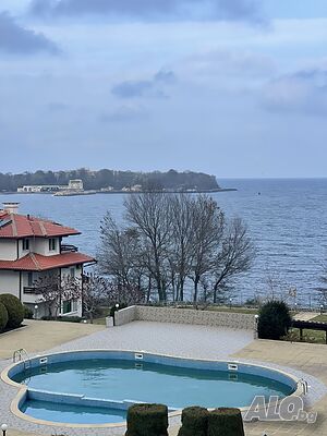 Луксозен апартамент първа линия море за сезон лято 2025 Трехкомнатная 120 кв.м Обставленная Не последний этаж | Квартиры, Комнаты | Лозенец