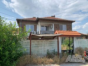Продавам къща Двухэтажный 1550 кв.м РЗП 1475 кв.м двор | Дома/Дачи | Градина