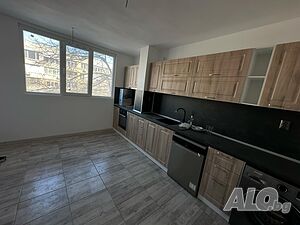 Продавам апартамент в град Свищов Двухкомнатная 64 кв.м Кирпич 1975 г. 4 этаж Не последний | Квартиры | Жк.Химик Свищов