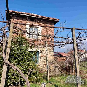 Двуетажна къща за продажба в село Микрево, общ. Струмяни, обл. Благоевград Двухэтажный 108 кв.м РЗП 1200 кв.м двор | Дома/Дачи | Микрево